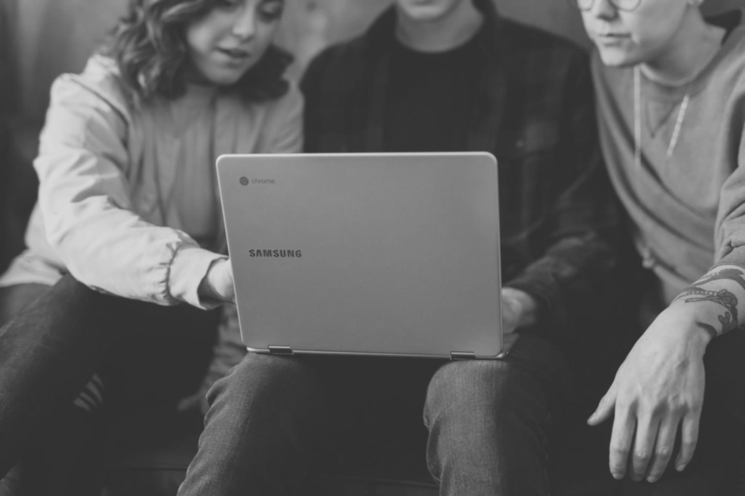 Students collaborating on SEO content strategy projects